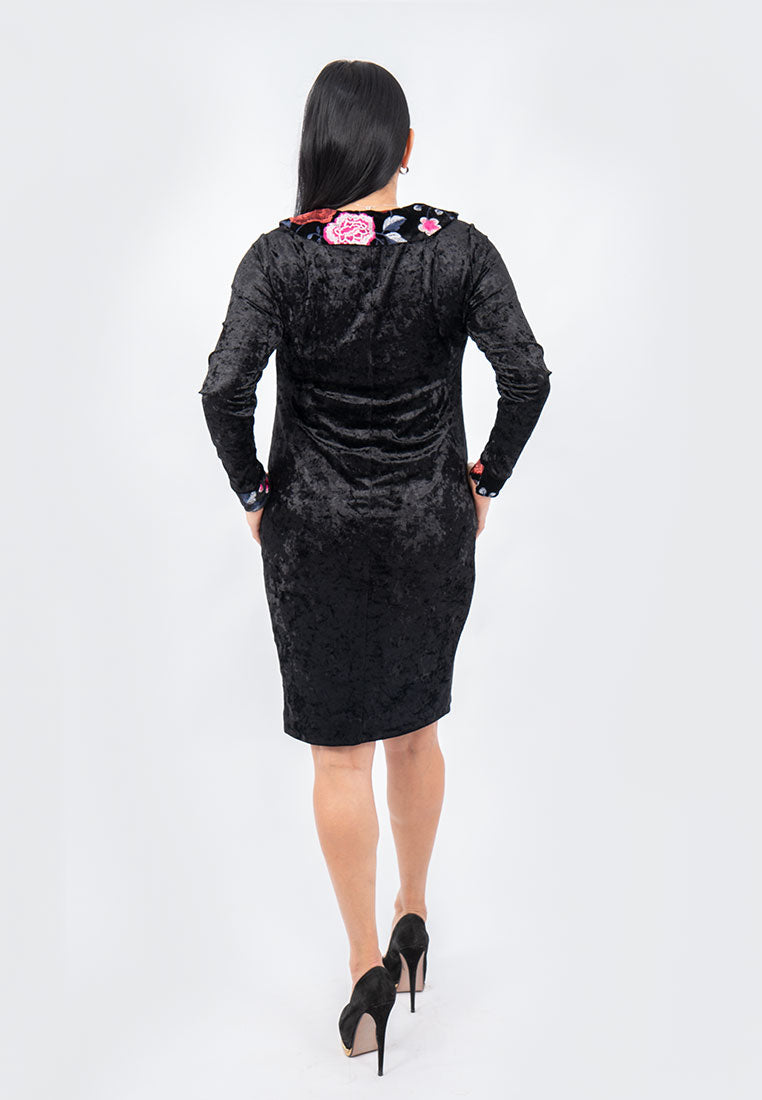 Rochie de catifea neagra