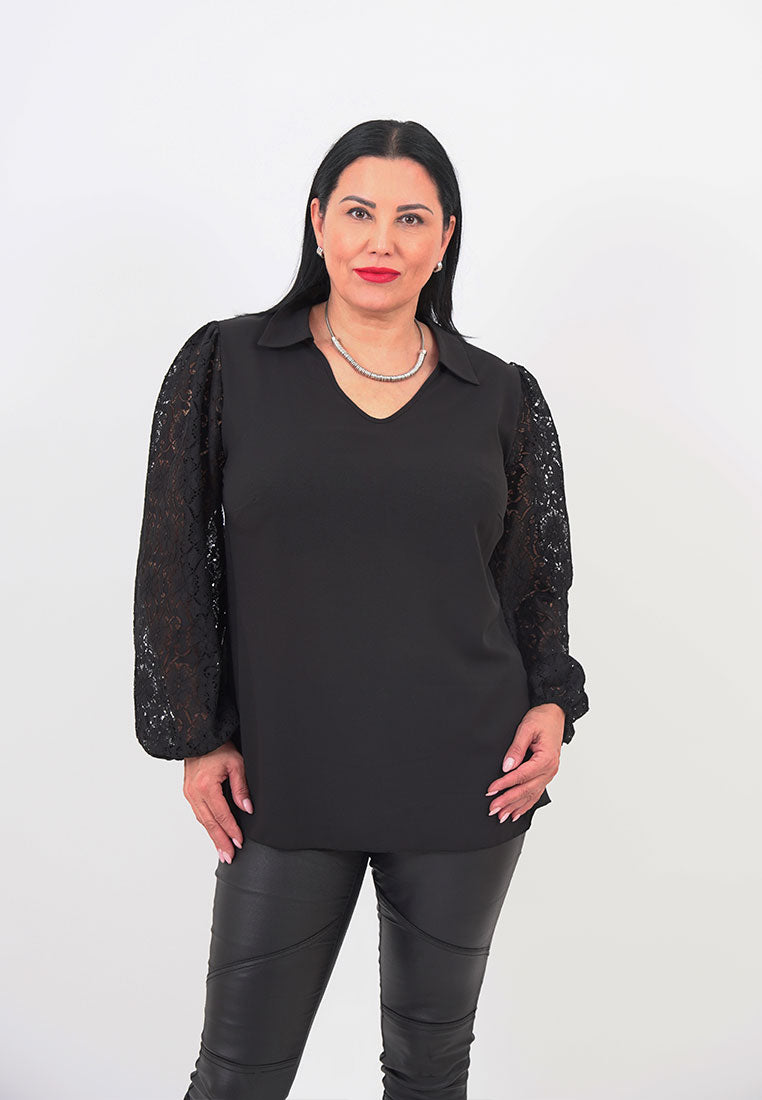 Bluza Neagra cu maneci din dantela